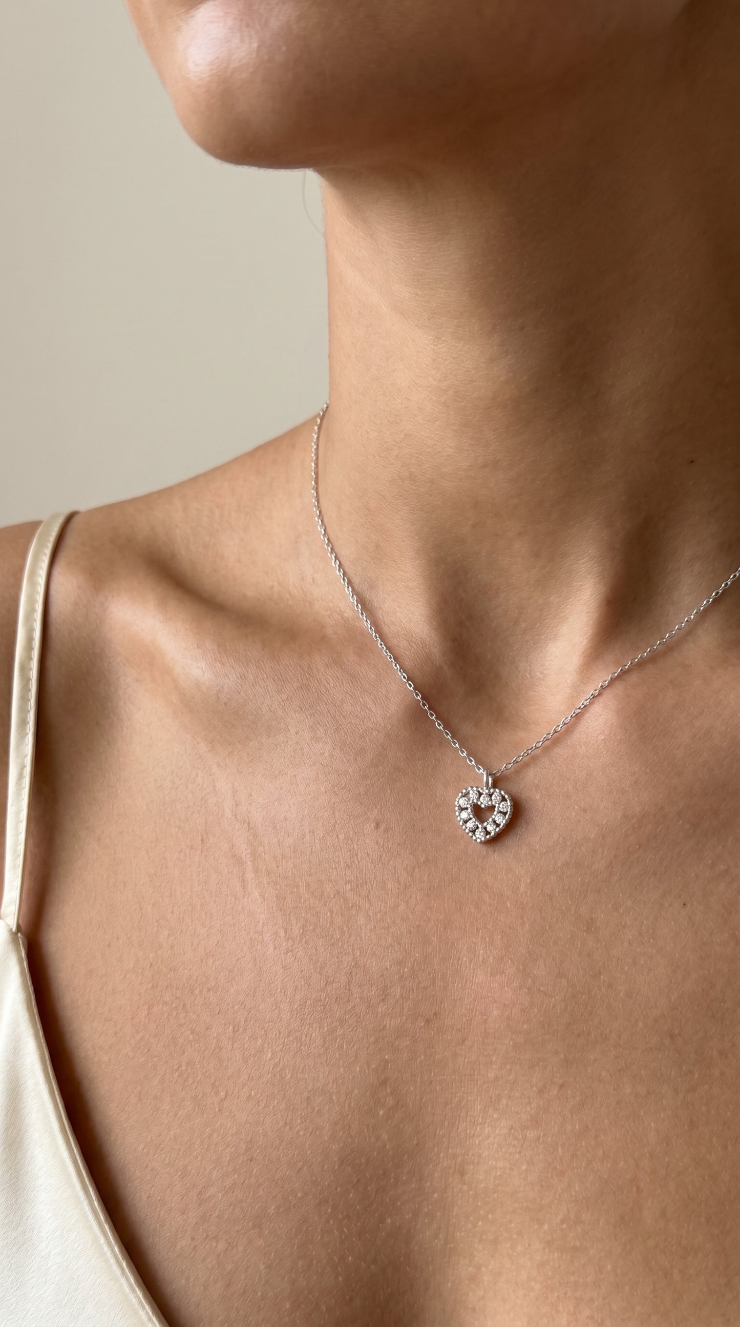 Silver Heart-shaped Necklace Pendant - Classic Heart