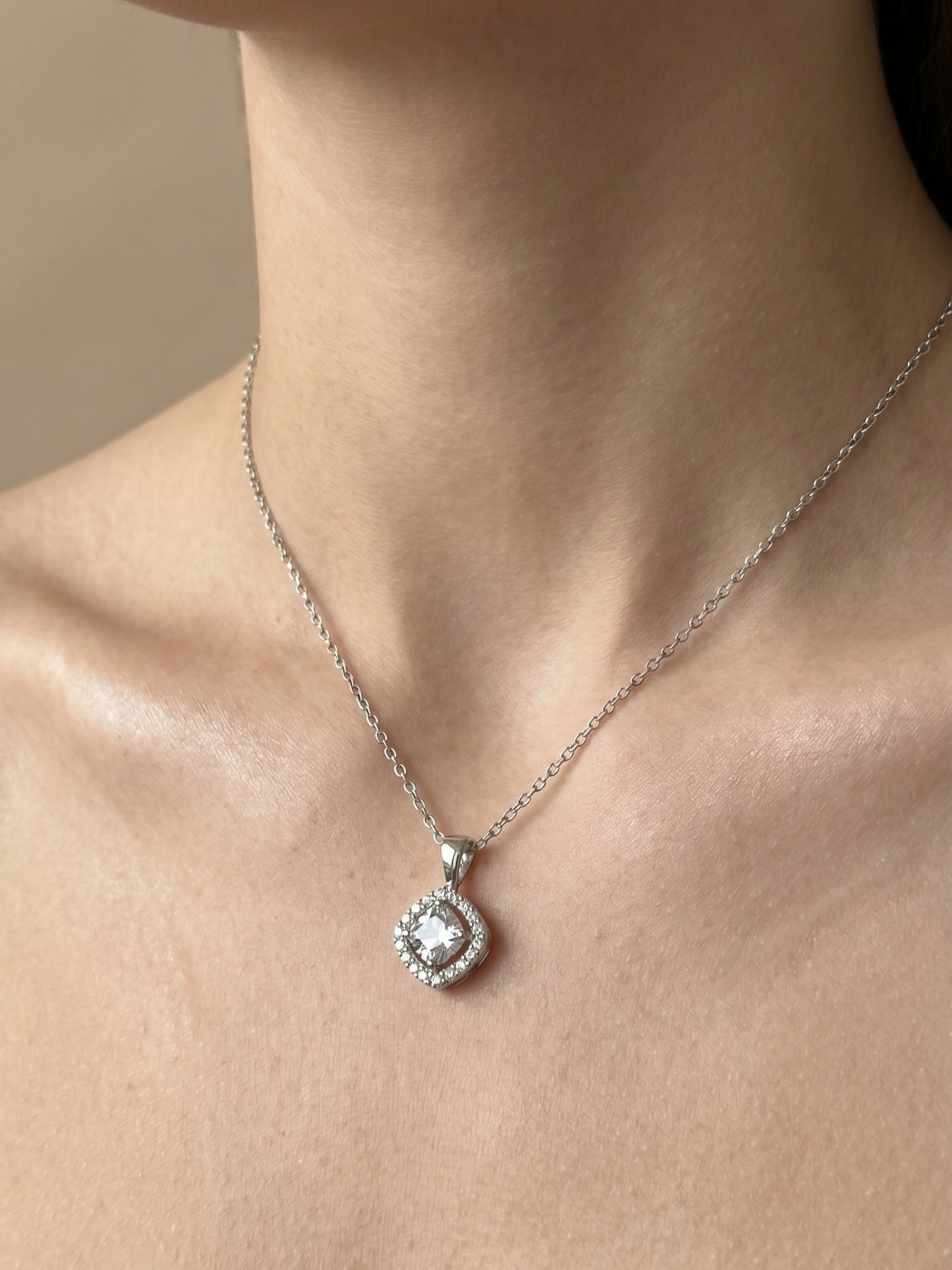 Silver Necklace Pendant with Zirconia - Shiny Zirconia